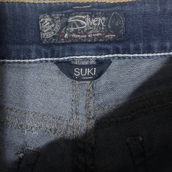 Silver Jeans Suki Medium Blue Mid Denim Shorts Size 26 - Picture 3 of 8